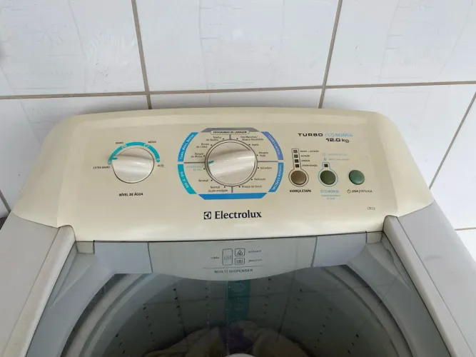 Máquina Eletrolux 12kg SEM DEFEITOS