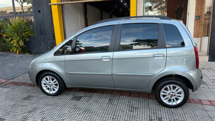 Fiat Idea ELX 1.4 MPI Fire Flex 8V 5P 2010