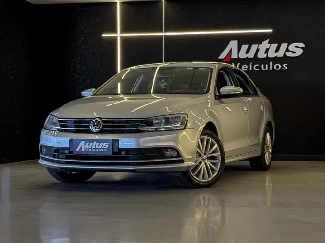 Volkswagen Jetta Comfortline 1.4 TSI 16V 4P Aut. 2016