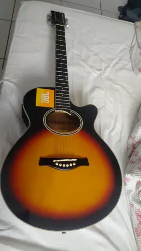 Violão geanini