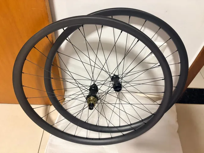 Roda MTB carbono