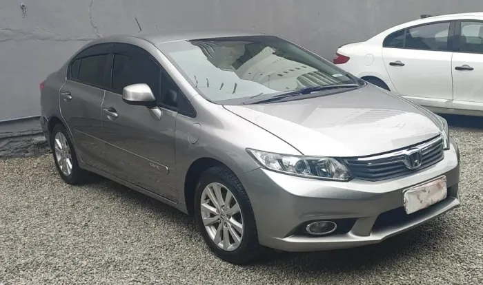 Honda Civic Sedan LXS 1.8/1.8 Flex 16V Mec. 4P 2014