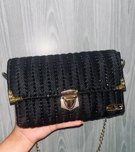 Bolsa toda feita a mão 