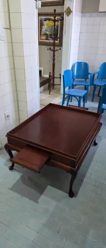 Móveis antigos, mesa de centro grande estilo chipandelle,  antiguidades 