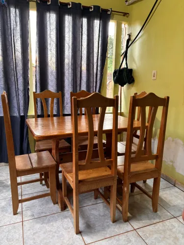 Vendo Mesa de Madeira