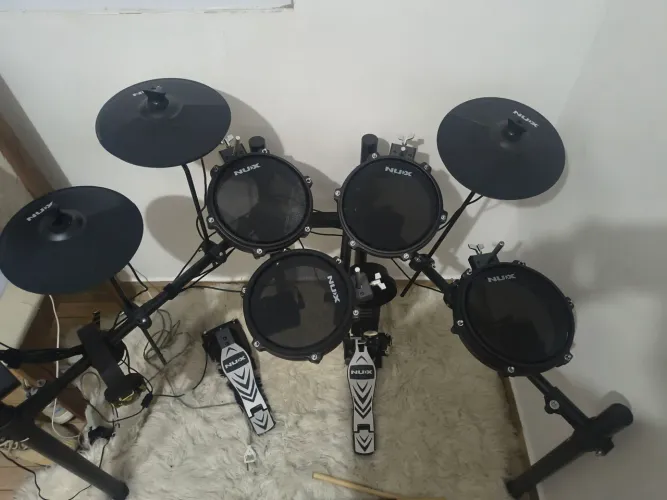 Bateria eletrônica NUX DM-110