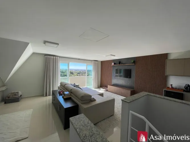 Casa de Condomínio com 3 quartos à venda por R$ 1350000.00, 188.88 m2 - SANTA FELICIDADE -