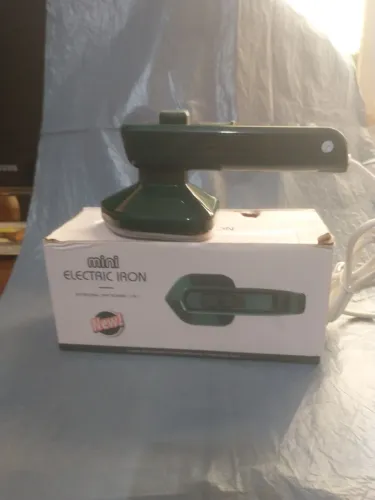 MINI FERRO DE PASSAR ROUPAS