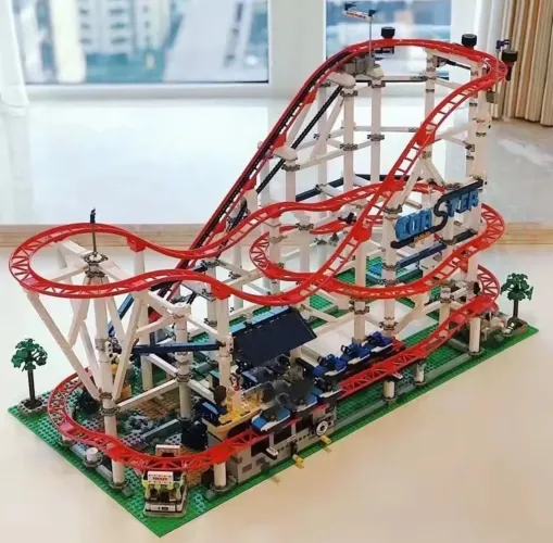 Lego original Creator Expert 10261Roller Coaster (usado)