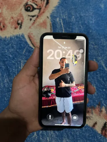 iPhone 11