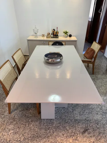 Mesa de Jantar Madeira maçica Laqueada no Off White
