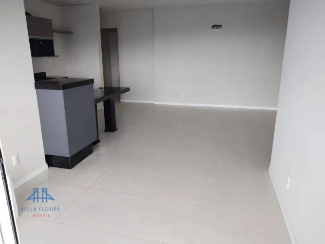 Apartamento com 3 dormitórios para alugar, 90 m² por R$ 5.886,26/mês - Saco Grande - Flori