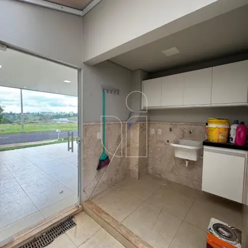 Casa em Condomínio Verana Parque Alvorada em Jardim Flamingo - Marília, SP por 950000