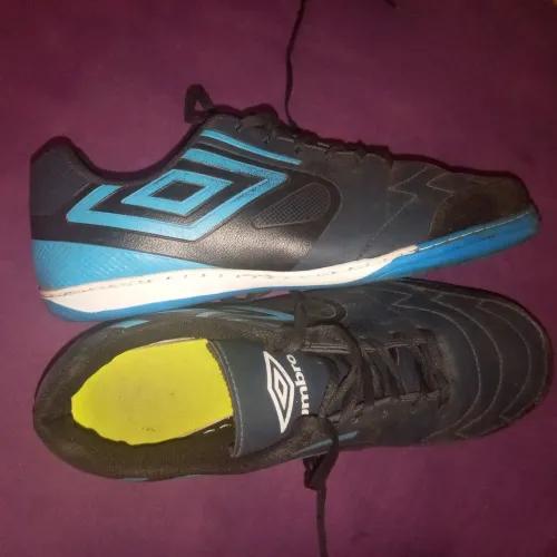 Chuteira pro 5 disponível