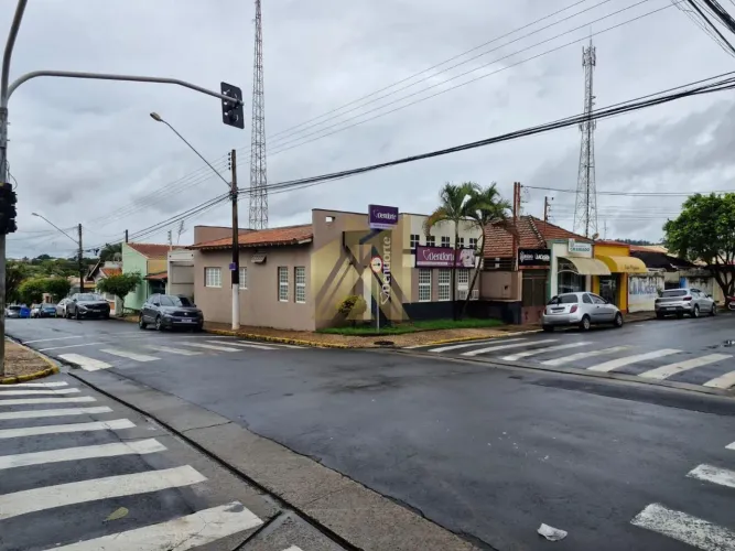 Comercial para Venda em Santa Gertrudes, Centro, 3 banheiros