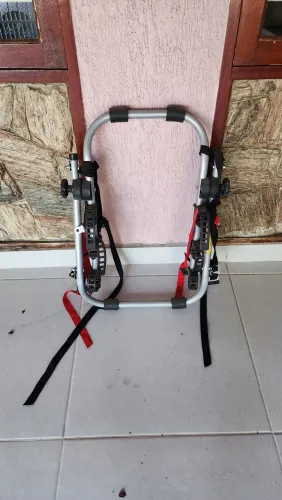 Suporte universal para até 3 bicicletas