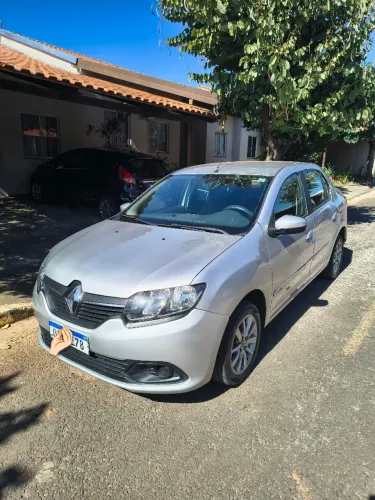 Renault Logan Expression Hi-flex 1.6 8V 4P 2015