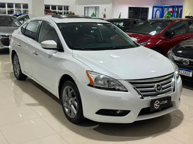 Nissan Sentra Unique 2.0 Flex Fuel 16V Aut. 2016