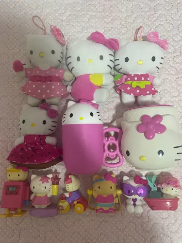 Lote Com 21 Itens Hello Kitty Sanrio - Lacta - McLanche Feliz