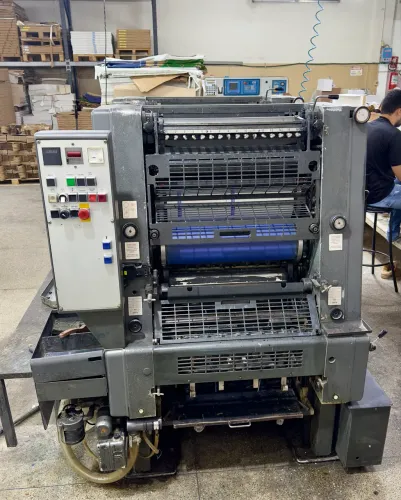 Máquina heidelberg GTO52-2