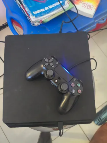 Ps4-Semi novo