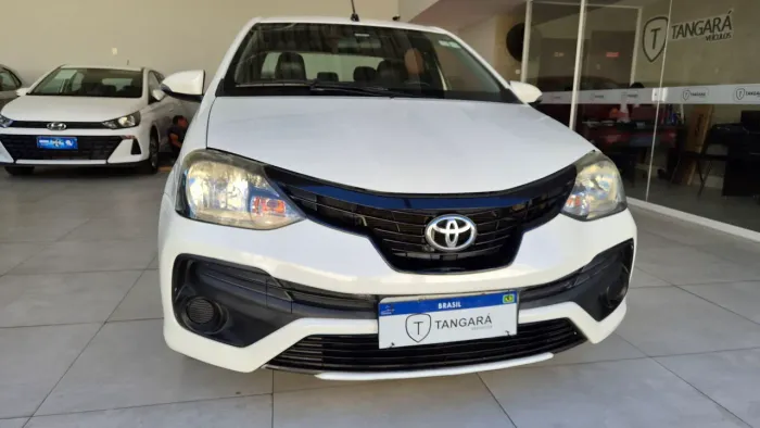 Toyota Etios X Sedan 1.5 Flex 16V 4P Mec. 2020