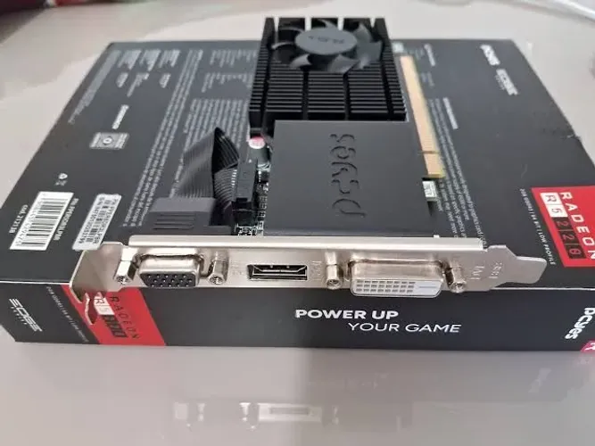 Placa de vídeo Radeon R5 230 2GB