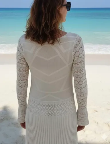 ZARA SAIDA DE PRAIA LONGA TAM M ( até 42) 160,00<br>ALTURA 1,40cm<br>Ombro 43cm<br>Manga longa 70cm