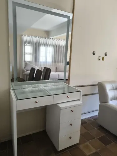 Bancada para cabeleireira ou pra closet