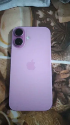 iPhone 16
