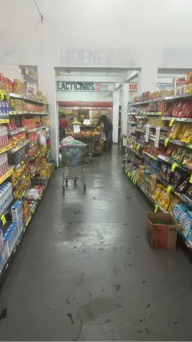 Supermercado Completo com Placa Solar