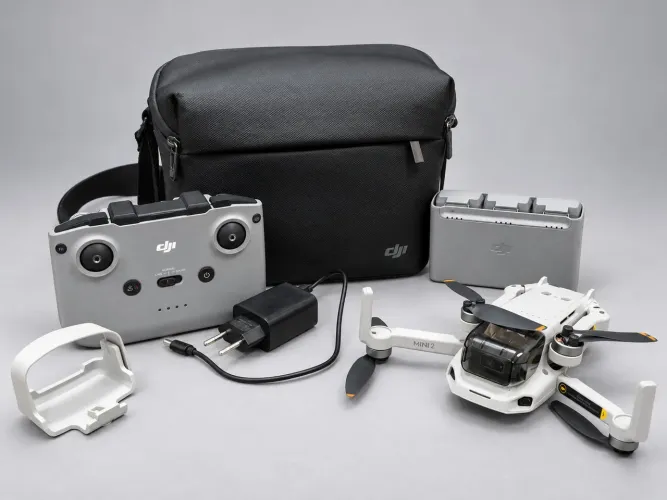 Drone DJI Mini 2 Fly More Combo 4K - 3 Baterias