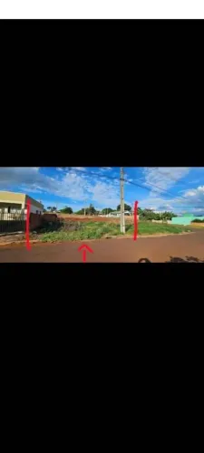 Vende-se meio terreno de esquina em Corbélia, $20.000,00 parte paga, mais parcelas