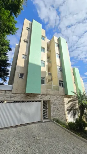 Imóvel para aluguel tem 65 metros quadrados com 2 quartos em Residência - Juiz de Fora - M