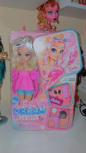 Barbie dream besties Malibu