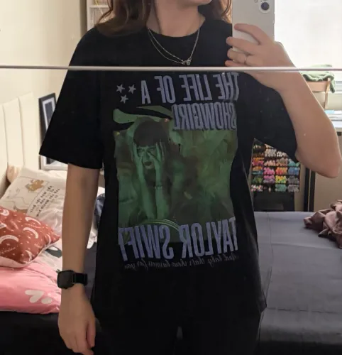 Camiseta the life of a showgirl