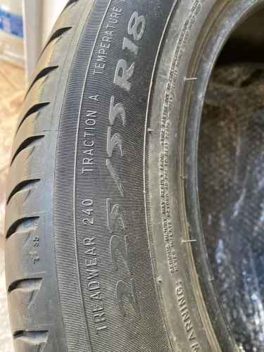 Pneu 225/55/18