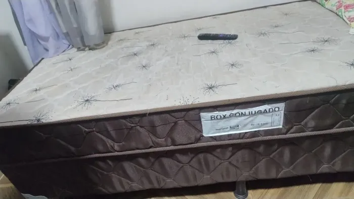 Cama box conjugado solteiro, seminova