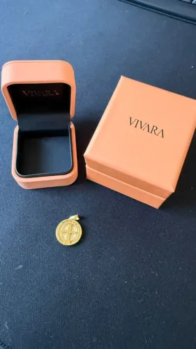 MEDALHA SÃO BENTO VIVARA OURO AMARELO 18K - USADA UMA VEZ