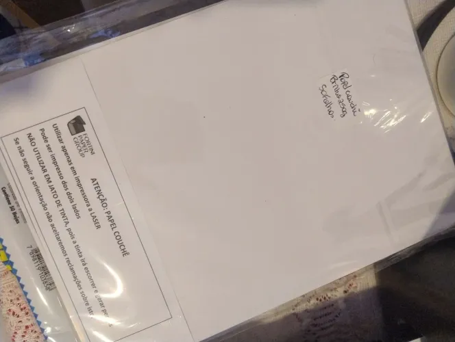 Papel couchê 250 gramas