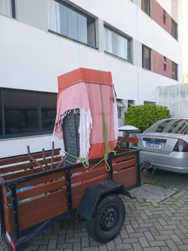Estou disponível,  e faço frete carrocinha 