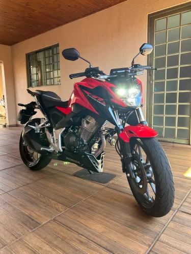 CB 300 F