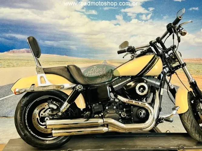 HARLEY DAVIDSON/FXDF Fat Bob Bege-2015-29.249Km