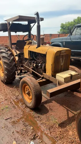 Trator Valmet 65 - 26 mil reais 