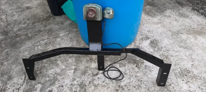 Vendo ou troco em reboque de Fiat Punto 2013