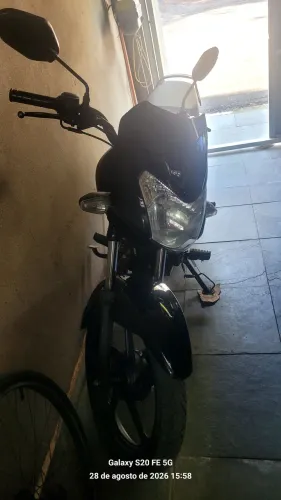 Moto novinha a venda 