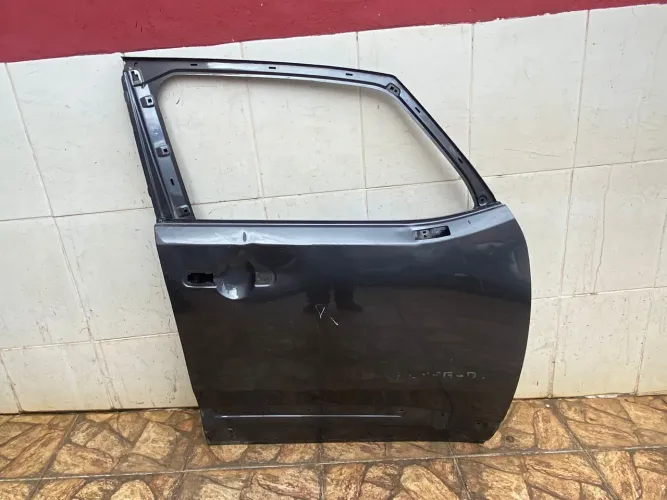 Porta dianteira direita Renegade 2015/2016/2017/2018/2019/2020/2021/2022/2023/2024/2025