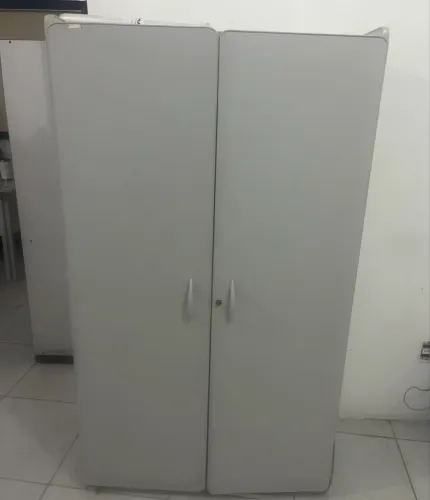 Vendo mesa para escritorio em ótimo estado