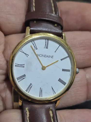 Relógio MONDAINE SLIM DOURADO À QUARTZ  3ATM  -   ÓTIMO ESTADO