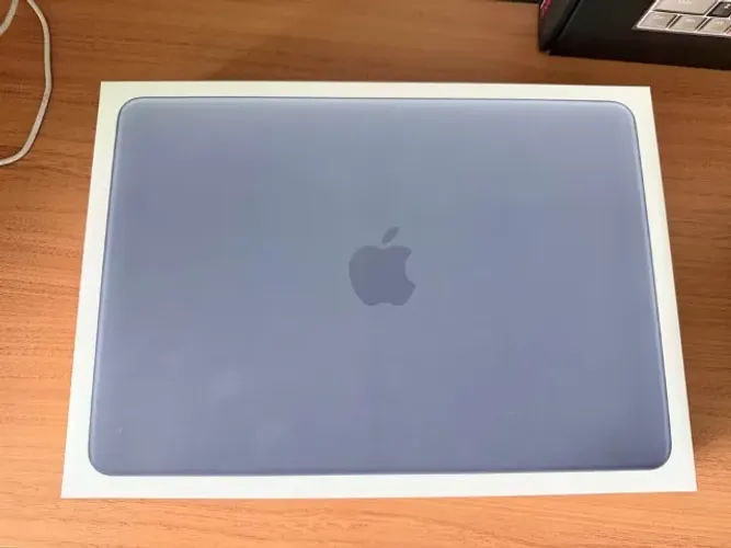 MacBook Neo indigo 8/256 LACRADO